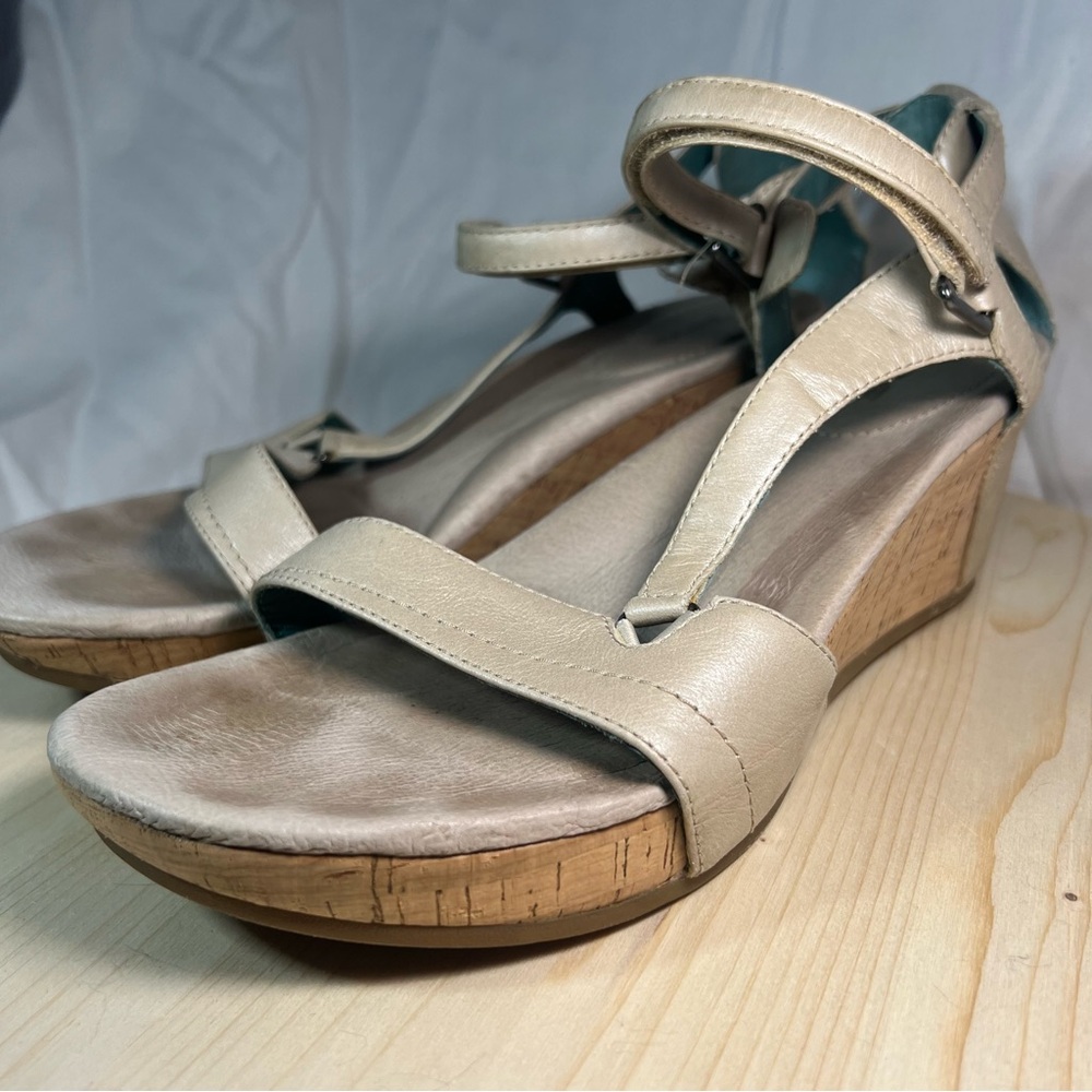 Teva Cream Wedge Sandals with Cork Sole size 8.5